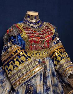 Robe de mariée ethnique pashtun traditionnelle vintage faite à la main avec veste, longueur au sol, manches longues, tissu personnalisable - Product Image 2