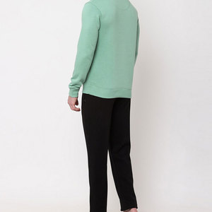 Venta caliente de calidad superior de algodón de los hombres chándales Respetuoso del medio ambiente Patrón sólido Invierno OEM Servicio de chándales - Product Image 4