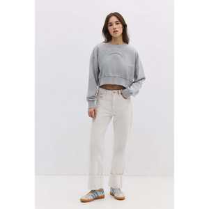 Sudadera con adornos de piedras - Product Image 1