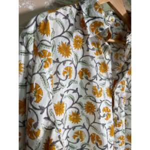 Camisa Casual Unisex 100% Algodón Estampada a Mano con Botón Único, Patrón Floral, Cuello Mao, Manga Corta, Popelina Tejida, Verano - Product Image 4