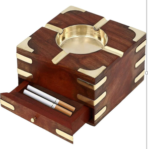 Cendrier portable en bois de Sheesham, design classique personnalisé avec incrustation en laiton, fabriqué à la main en Inde, pour la maison ou le bureau, UNICORN - Product Image 4