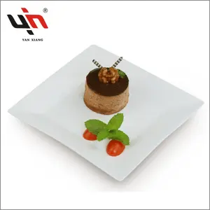 Assiettes en céramique personnalisées, simples et stylées Pâtes en vrac Grande assiette en céramique blanche 8 pouces pour Pizza Café Noël