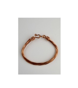 สร้อยข้อมือทองแดงแกะสลักแบบดั้งเดิมสำหรับผู้ชายผู้หญิงบรรเทาอาการปวดข้อการบำบัดด้วยแม่เหล็กของขวัญเพื่อสุขภาพจากอินเดีย - Product Image 1