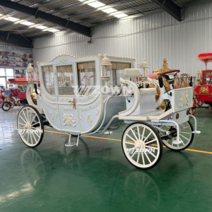 รถเที่ยวชมงานแต่งงานไฟฟ้า4ล้อสำหรับ4-6คนรถม้ารอยัลสีขาว - Product Image 2