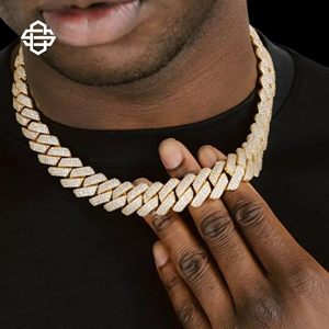 Hiphop Moissanite Collar de cadena de eslabones cubanos Iced Out Prong Set Bling Jewelry para hombres y mujeres Pieza de declaración de lujo personalizada - Product Image 3