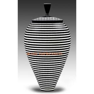 Finest Quality Metal Brass Luxury <b>Table</b> <b>Top</b> <b>Flower</b> Vases Marvelous Designing Indoor and Outdoor <b>Flower</b> Vases and Pots in India - Product Image 3