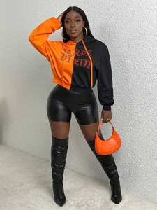 Sudadera con Capucha para Mujer, Diseño de Dos Tonos con Pedrería, Lavado Ácido, Estampado, 100% Algodón, Naranja y Negro, Estilo Urbano, Diseño de Letras Brillantes, Informal - Product Image 3