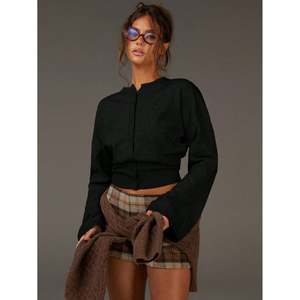<span class=keywords><strong>Cardigan</strong></span> Corto da <span class=keywords><strong>Donna</strong></span> in Maglia con Bottoni, Nero e <span class=keywords><strong>Rosa</strong></span> Chiaro, Maniche Lunghe, per l'Inverno - Product Image 1
