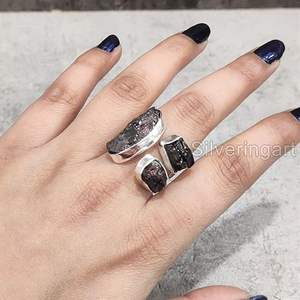 Anillo de Plata de Ley 925 con Granate Natural, Piedra de Nacimiento de Enero, Anillo Ajustable de Tres Piedras, Joyería Hecha a Mano - Product Image 3