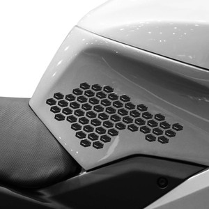 Adesivi 3D in Gel Resina Esagonali Protettivi Compatibili con Moto, Auto e Biciclette - Product Image 1