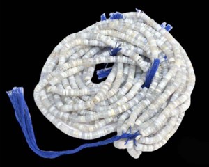 Hebras de cuentas hechas a mano de piedras preciosas Opelite Heishi y regalo para Navidad y San Valentín o Año Nuevo - Product Image 3