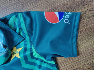 2024 nueva camiseta de cricket personalizada sublimada Cricket usa uniformes de cricket con camisetas y pantalones para la venta en línea - Product Image 3