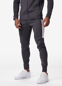 Ensemble de vêtements de sport respirants d'hiver pour hommes veste à capuche et pantalon à fermeture éclair à manches longues survêtements d'entraînement deux pièces solides - Product Image 4