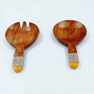 Ensemble de 2 couverts à salade en bois d'acacia Produit en bois fait à la main pour la cuisine à domicile - Product Image 1