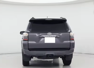 Toyota 4Runner SR5 RWD 2022 Usado, Económico, con Volante a la Izquierda/Derecha - Product Image 5