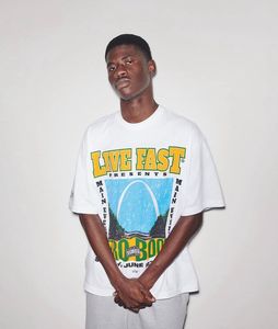 Sudadera con capucha de peso pesado con estampado gráfico de gran tamaño vintage, ropa de calle para hombre de talla grande, camiseta hecha de algodón pesado - Product Image 1