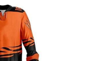 Fábrica de alta calidad al por mayor adultos uniformes de hockey sobre hielo sublimación personalizada ropa deportiva Oem Odm transpirable suave cómodo - Product Image 4