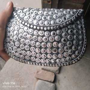 Bolsas de mosaico de metal hechas a medida con adornos de resina ideales para reventa en tiendas de accesorios de moda - Product Image 5