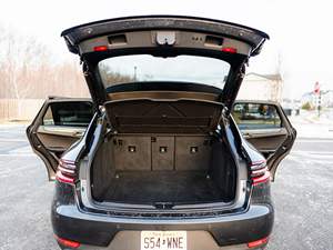 Porsche Macan Turbo 2017, 4 cylindres, transmission intégrale - Product Image 4