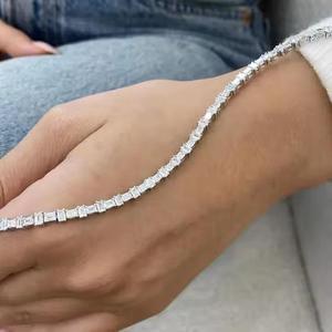 Bracelets de tennis en diamant de luxe de haute qualité 3mm 925 plaqué or blanc émeraude taille ovale Moissanite - Product Image 3