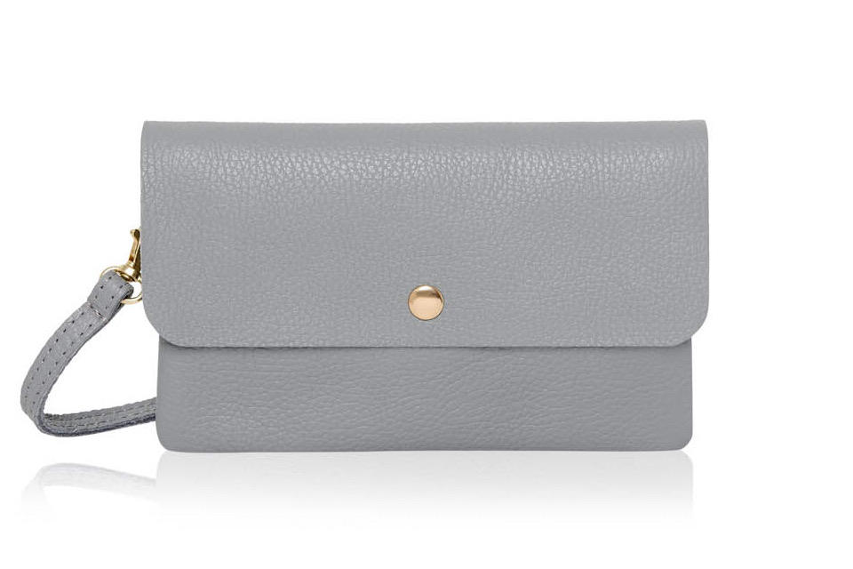 สีเทาอ่อน