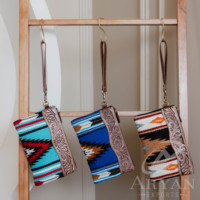Sac à main de couverture multi-selle fait à la main avec cuir repoussé Style occidental en cuir véritable pochette portefeuille de luxe cadeau pour elle
