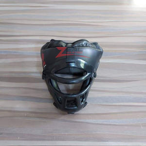 Cascos de boxeo personalizados, protección facial para la boca, escudo protector para la cabeza de boxeo, cuero PU, serigrafía impresa, hecho en Pakistán - Product Image 1
