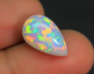 Incroyable pierre précieuse d'opale éthiopienne en forme de poire gemmes d'opale en vrac Welo Galaxy Fire Ethiopian Opal Cabochon au prix de gros - Product Image 2