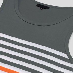 Débardeur personnalisé pour hommes, vêtements d'été sans manches en coton respirant oem pour la marque de fitness en salle de sport et l'offre de vêtements de sport de marque privée - Product Image 4