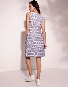 Robe bohème en coton biologique faite à la main pour femmes, tenue d'été décontractée imprimée Ikat à la mode avec taille naturelle pour cadeau de Saint-Valentin - Product Image 4