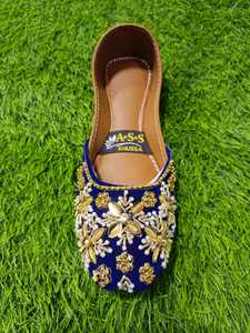 Women's <b>Khussa</b> Jutti Punjabi <b>Khussa</b> Ethnic Women's Wedding Traditional Handmade Golden Gota Work Custom Design <b>Khussa</b> Wholesale - Product Image 4