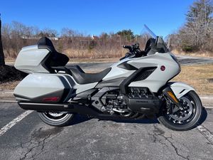 Ventes aux enchères 2026 : Nouvelles motos Gold Wing Tour avec une vitesse maximale de plus de 80 km/h, puissance de 1001-2000 W, acompte requis - Product Image 4