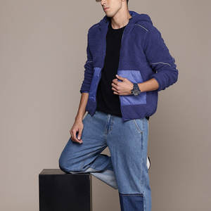 Sweatshirts à capuche en polaire Sherpa personnalisés Sweatshirts à capuche en fourrure épaisse et épaisse pour hommes - Product Image 3