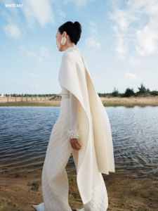 Écharpe Pour Femmes Prix Usine Chaud Cou Doux Milly Écharpe En Cachemire Naturel Cachemire Tissu Sacs En Papier Blanc Fabricant - Product Image 2