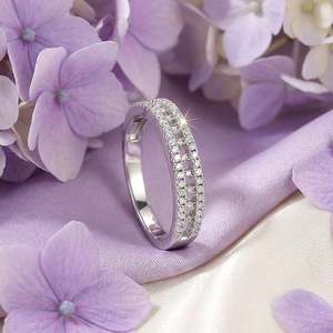 Jeulia Women's Geometric Lattice Open-Work Moissanite Pav Wedding Band - Product Image 4