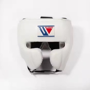 ชุดชกมวยสีขาวคุณภาพสูง ราคาขายส่ง ประกอบด้วยนวม หมวกกันกระแทก สนับแข้ง ผลิตจากหนังแท้ คุณภาพเยี่ยม รับสั่งทำ - Product Image 5