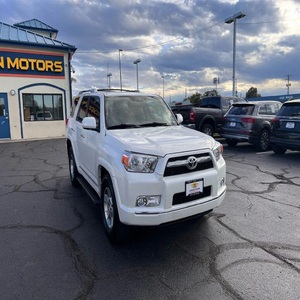 โตโยต้า ฟอร์จูนเนอร์ SR5 ปี 2010 มือสอง เครื่องยนต์เบนซิน/ไฟฟ้า เกียร์อัตโนมัติ/ธรรมดา เครื่องยนต์ 4 ลิตร ยาง 16 นิ้ว เบาะหนัง กล้องมองหลัง พวงมาลัยซ้าย - Product Image 1