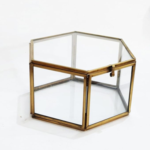 Haute qualité métal verre hexagone conception boîte à bijoux Style moderne exclusif bague boucle d'oreille et pendentif mallette de rangement pour la vente en gros - Product Image 2