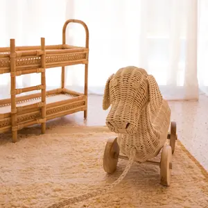 Meilleur choix en osier rotin teckel enfant jouet chariot en gros bébé éducatif rotin mignon Animal chien tirer forme jouet pour chambre d'enfant - Product Image 3