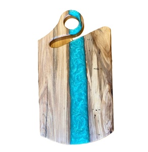 Tablas de cortar artísticas de resina de madera Natural personalizadas con asas, utensilios de cocina, bloques de cortar para regalos, cortar y picar - Product Image 4