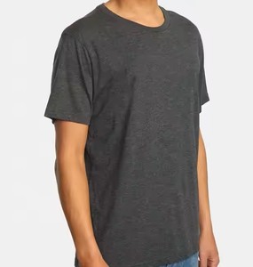 T-shirt décontracté d'été en toile respirante polyester/coton, uni, à manches courtes, doux et confortable, fabriqué au Pakistan, qualité supérieure - Product Image 2
