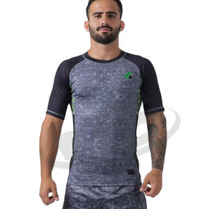 2025 nuevo estilo de manga corta Stretch Rash Guard Sets hombres ajuste cómodo diseño personalizado MMA Fight Wear Jiu Jitsu Kimono - Product Image 4