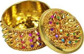 Juego Dibbi Sindoor de latón hecho a mano Mix Round Lakh Sindoor Box Kumkum Dibbi superventas Diseño de lujo Acabado dorado - Product Image 6