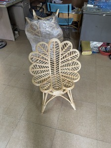 Chaise de bistrot en rotin traditionnel durable pour les lieux sportifs, résistante aux intempéries, légère, en rotin de bambou. - Product Image 4