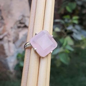 Anillo de Plata de Ley 925 con Cuarzo Rosa Natural, Engaste de Garras, Venta al por Mayor, Anillos de Boda de Lujo para Mujer y Hombre - Product Image 1