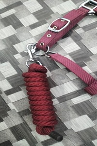 Juego de cuerda de plomo ajustable de nailon Para Caballo con ajuste de oro rosa Cabestro personalizado ecuestre de buena calidad y cuerdas de plomo a juego - Product Image 6