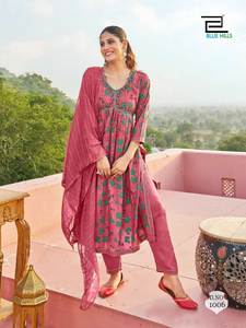 Color de moda para mujer étnico Bandhej impreso Full Flair Kurti Modal 100% Reyon hecho con pantalón y estilo de ropa India Dupatta - Product Image 2
