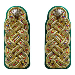 Epaulettes Elegantes con Trenzado en los Hombros, Epaulettes Hechas a Mano para Uniformes, Hombreras Personalizadas - Product Image 4