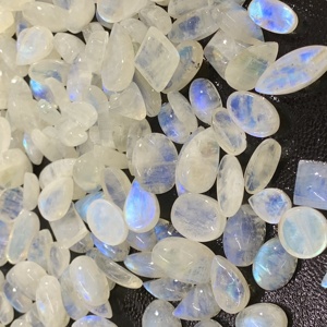 Vente en gros de pierres de lune arc-en-ciel blanches naturelles, qualité AAA, coupes variées, calibrées, certifiées IGI, 3-10 mm, pour la fabrication de bijoux de mode - Product Image 4