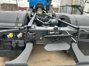 Camión Diésel 6x4 de Servicio Pesado, Transmisión Automática, Volante a la Izquierda, 351-450HP, Capacidad de Carga de 21-30T - Product Image 2